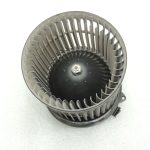Nissan Qashqai J11 ventilatora motors 272104EA7C