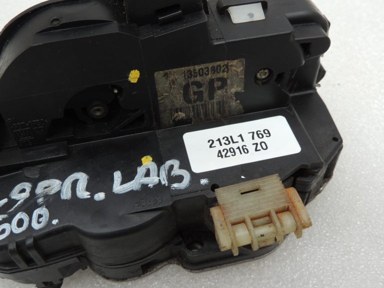 Opel Insignia A durvju slēdzene priekšējā labajā pusē 13579523 13503802