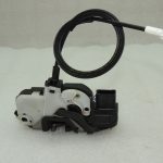 Opel Insignia A durvju slēdzene priekšējā labajā pusē 13579523 13503802