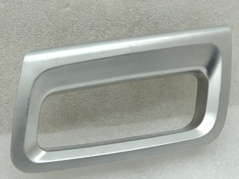 Opel Antara Rokturis priekšējā labajā pusē 96817066