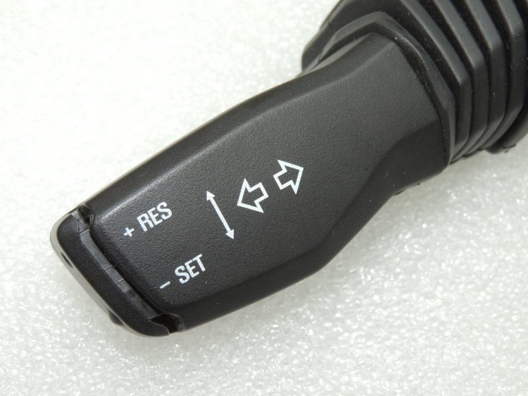 Opel Antara stūres pārslēgs Kruīza kontrole 96673011