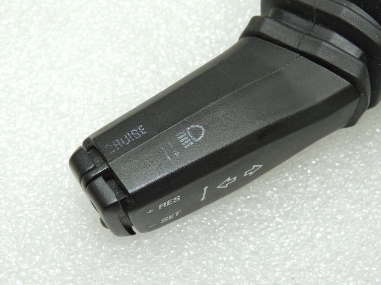Opel Antara stūres pārslēgs Kruīza kontrole 96673011
