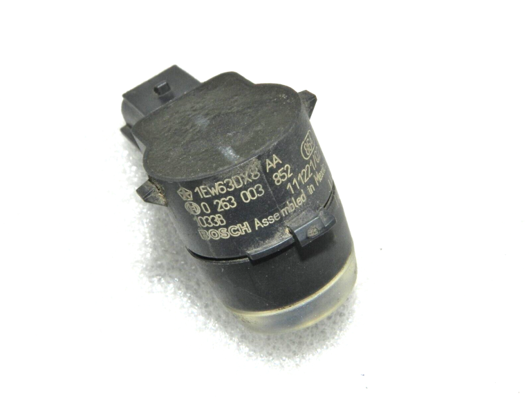 Lancia Thema II PDC parkošanās palīgierīce K1EW63TZZAA, 1EW63DX8AA oriģinālā aprīkojuma sensors Bosch