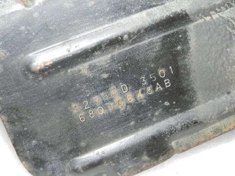 Lancia Thema II Chrysler Jeep 3.0 CRD EXF Degvielas filtra korpusa kronšteins