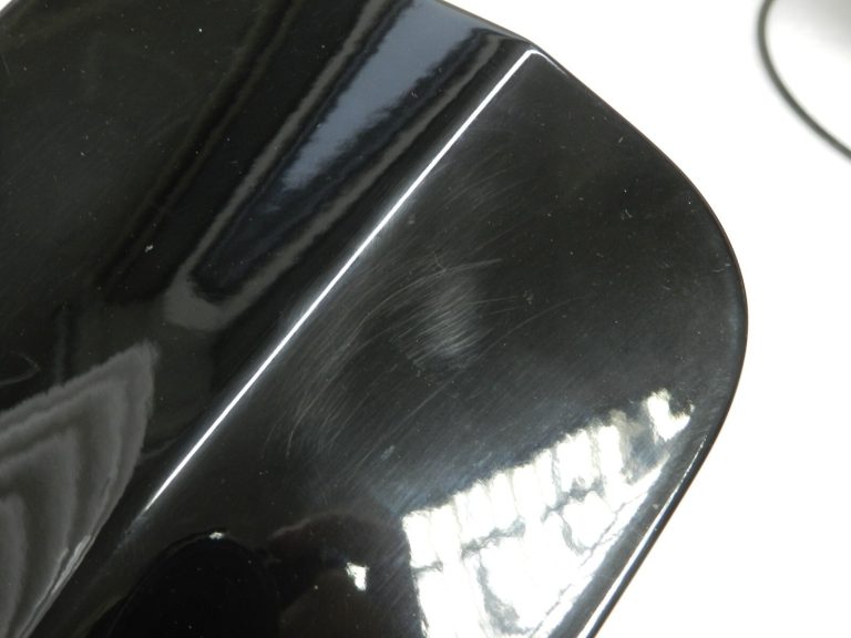 Lancia Thema II Chrysler 300C LD Diesel degvielas uzpildes tvertnes vāciņš 68040387AD Gloss Black PX8