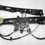 Ford Ranger P375 Logu regulators ar motoru priekšējais labais AB39-2123200-BG, 2182386