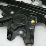 Ford Ranger P375 Logu regulators ar motoru priekšējais labais AB39-2123200-BG, 2182386