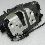 Oriģinālā Ford Ranger P375 aizmugurējā labās puses durvju slēdzene CM5A-A26412-BB, 2113096