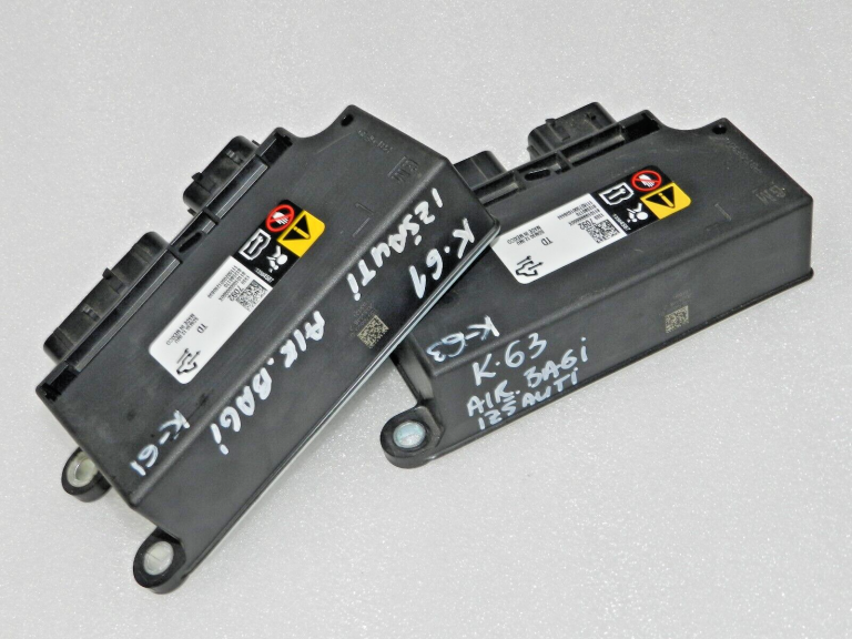 Opel Corsa D E Insignia A Facelift gaisa spilvena vadības bloks 13597092 ar UNFALLDATA
