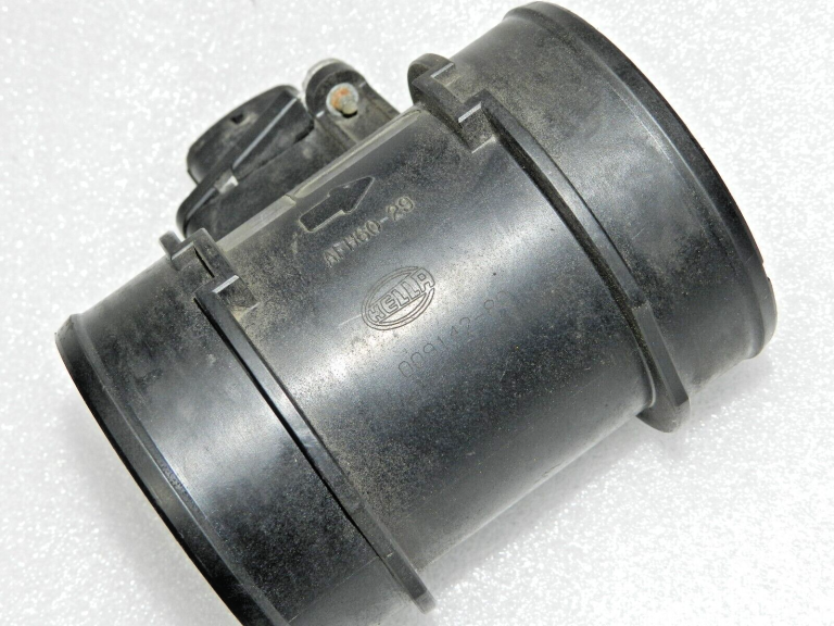 Opel Zafira B 1.9 CDTi Gaisa plūsmas sensors LMM MAF 93184406 Hella 009142-80
