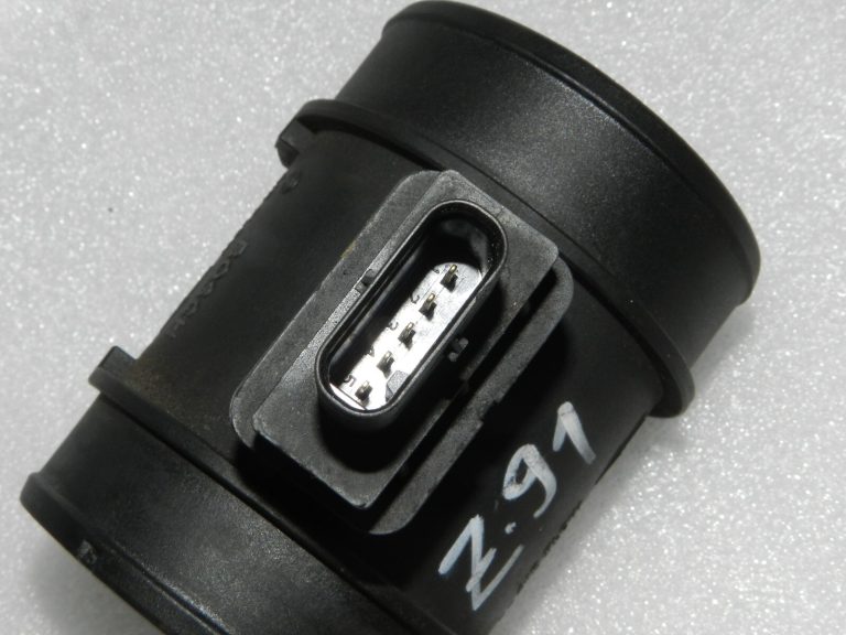 BOSCH Opel Zafira Astra H 1.7 CDTi masas gaisa plūsmas sensors LMM MAF 55561301, 0281002832