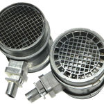 BOSCH Opel Zafira Astra H 1.7 CDTi masas gaisa plūsmas sensors LMM MAF 55561301, 0281002832