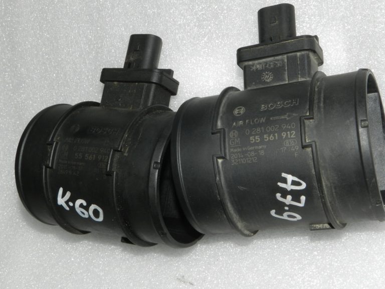BOSCH Opel Zafira Astra H 1.7 CDTi masas gaisa plūsmas sensors LMM MAF 55561912, 0281002940