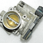Opel Corsa E D 1.2i 1.4i Meriva B Droseļvārsts 55562270, 825008 BOSCH