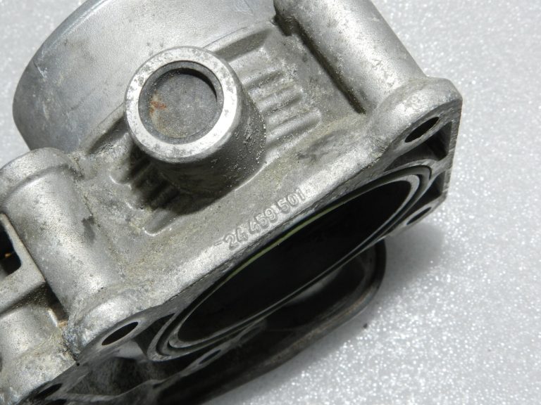 Opel Zafira B Vectra C Signum 2.2i Z22YH Droseļvārsts 24459501 93171626 5825227