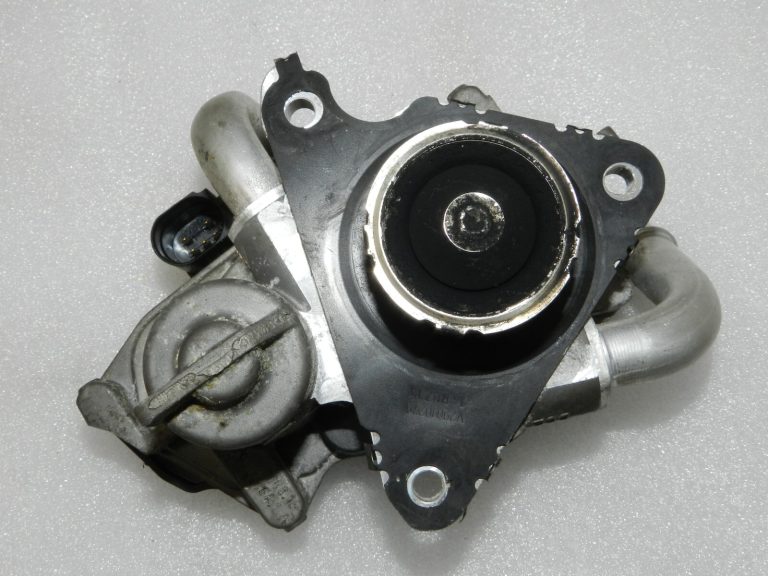 Volkswagen Audi Seat Skoda 2.0, 1.6 TDI EGR vārsts 04L131501S, 04L131501N Valeo