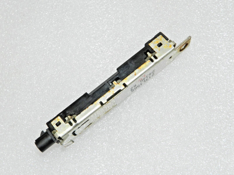 Audi A6 C7 Avant antenas pastiprinātājs 4G9035225D oriģināls