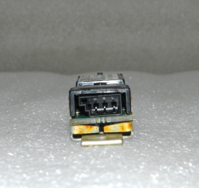 Audi A6 C7 Avant antenas pastiprinātājs 4G9035225D oriģināls