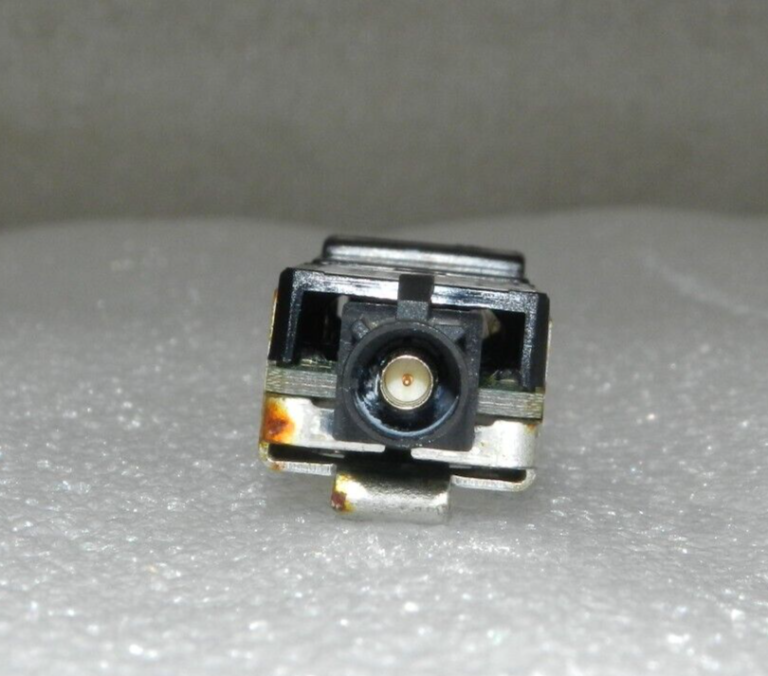Audi A6 C7 Avant antenas pastiprinātājs 4G9035225D oriģināls
