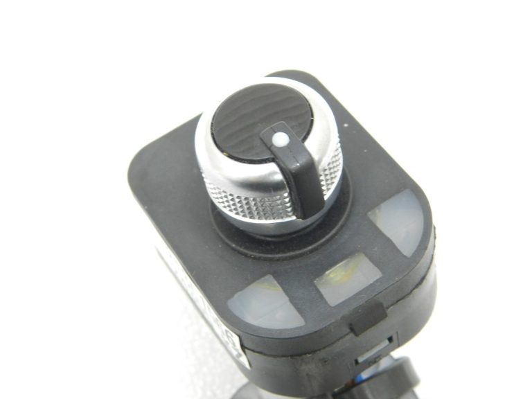 Audi A6 C7 A7 A7 4G A8 D4 TT 8J spoguļu regulēšanas slēdzis 4H0959565 8J0959565B OEM
