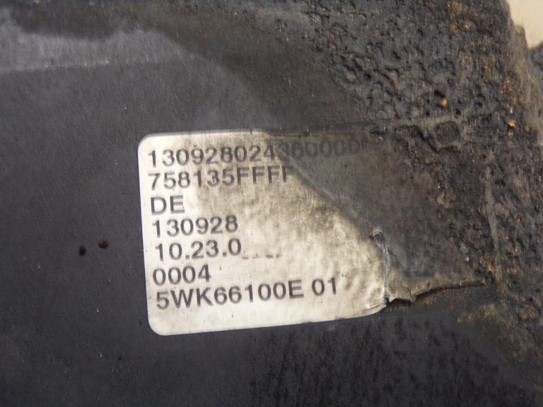Mercedes W212 W207 E250 CDI Stūres hidropārnesuma kārbas pastiprinātājs Stūres hidropārneses elektriskais dzinējs 5WK66100E