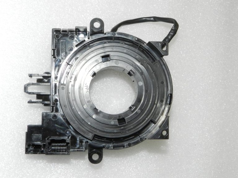 Nissan Qashqai II (J11) Vinuma atsperes slīdgredzens 255544EA0D, 255544EA0C Defekts