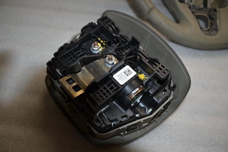Renault Grand Scenic III stūres rats ādas ar gaisa spilvenu 985705473R HARM06