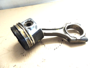 Toyota Auris E15 Avensis Rav4 A3 Lexus IS 2.2 D-CAT 2ADFHV Koleben with connecting rod