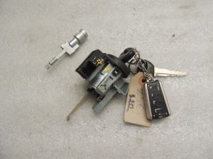 Mazda 6 GG GY 2002 aizdedzes atslēgas atslēga cilindra aizdedzes atslēga