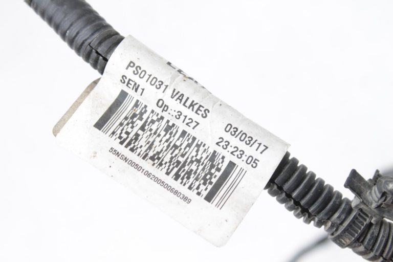 Nissan Qashqai J11 parkošanās palīgierīces stāvvietas sensora vadu instalācija priekšējā labajā pusē 240334EA0A