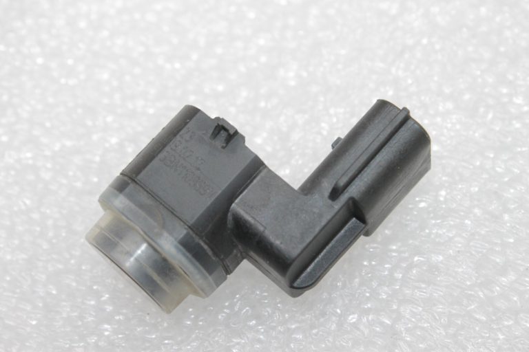 Oriģinālais Nissan Qashqai J11 priekšējais aizmugurējais stāvvietas sensors melns 284384EA0A