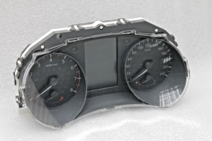 Nissan Qashqai J11 1.2 DiG-T instrument cluster speedometer 248104EL7A, 24810 4EL7A