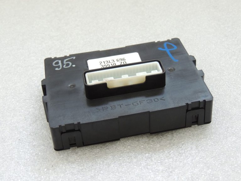 Suzuki SX4 S-CROSS Klimata kontroles bloks ECU 39530-61M00