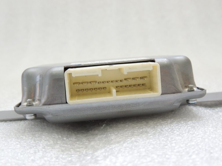 Suzuki SX4 S-CROSS vadības bloks 38885-61M00