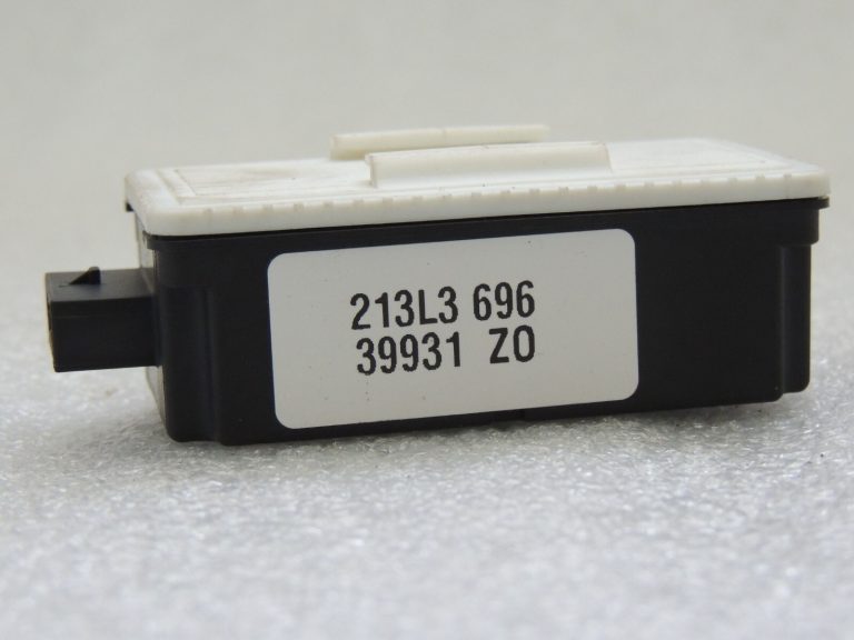 Suzuki SX4 S-CROSS riepu spiediena kontroles bloks TPMS modulis 37160-61M11 3716061M11