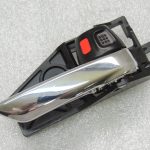 Suzuki SX4 S-CROSS Iekšdurvju rokturis labajā pusē, hromēts 83110-61M10-C48
