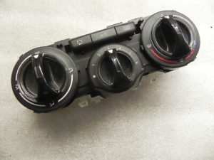Peugeot 208 I Klimata kontroles bloks Apkures kontrole 96722483ZD