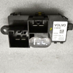 Volvo V40 Cross Country sildītāja rezistors Rezistors 31369487