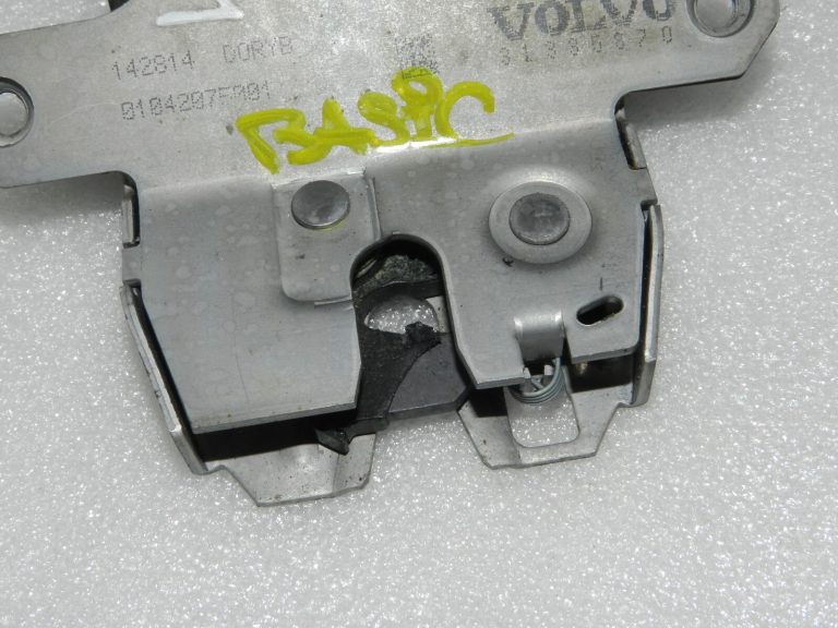 Volvo V40 2012- Aizmugures durvju slēdzene 31335870, 31440245 Oriģināls
