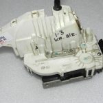 Lancia Thema II Chrysler 300C LD Aizmugures kreiso durvju slēdzene 04589915AD, 04589915A