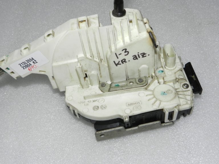 Lancia Thema II Chrysler 300C LD Aizmugures kreiso durvju slēdzene 04589915AD, 04589915A