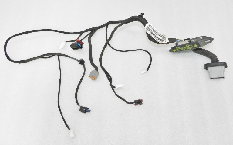OEM Lancia Thema II aizmugurējo durvju elektroinstalācijas instalācija kreisā labā K68084156AA, P68084156AB