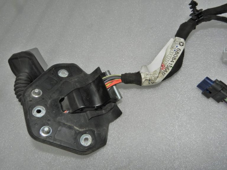 OEM Lancia Thema II aizmugurējo durvju elektroinstalācijas instalācija kreisā labā K68084156AA, P68084156AB