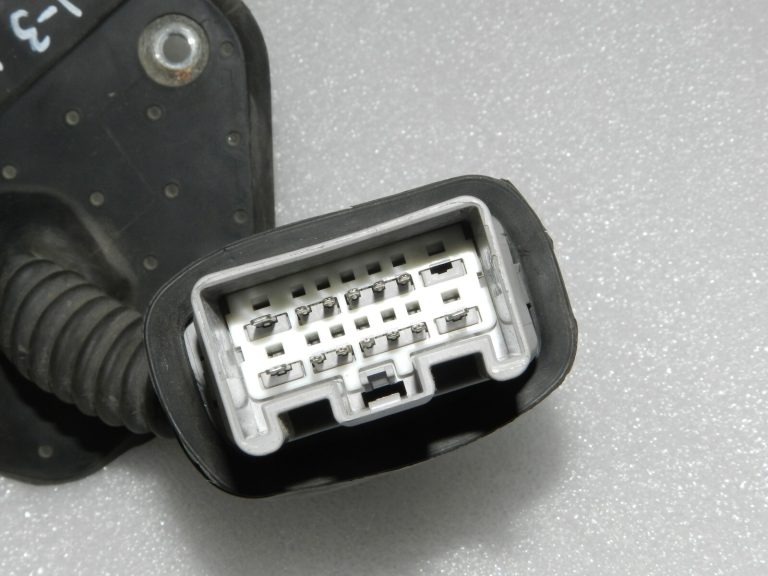 OEM Lancia Thema II aizmugurējo durvju elektroinstalācijas instalācija kreisā labā K68084156AA, P68084156AB