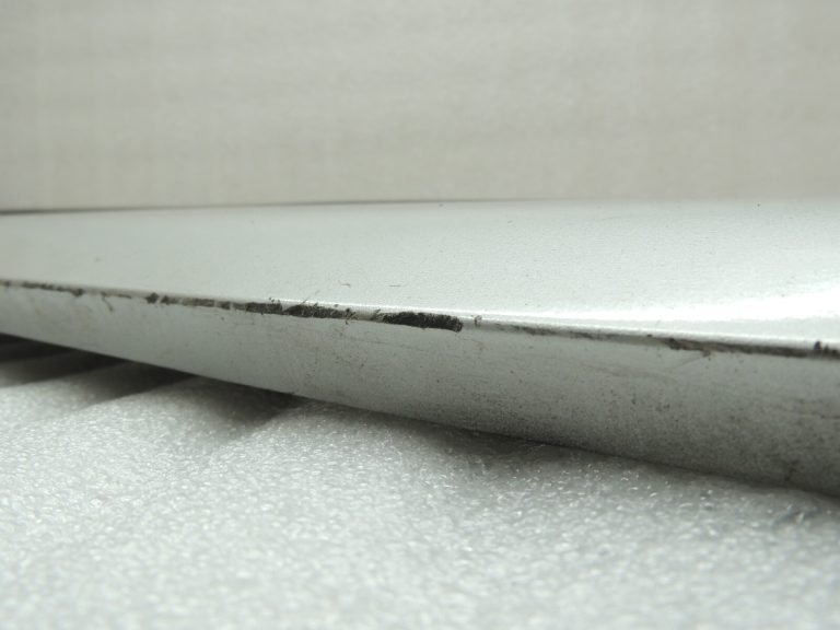 Suzuki Jimny III durvju līstes kreisās puses durvju splash Silver 77660-81A00-Z2S