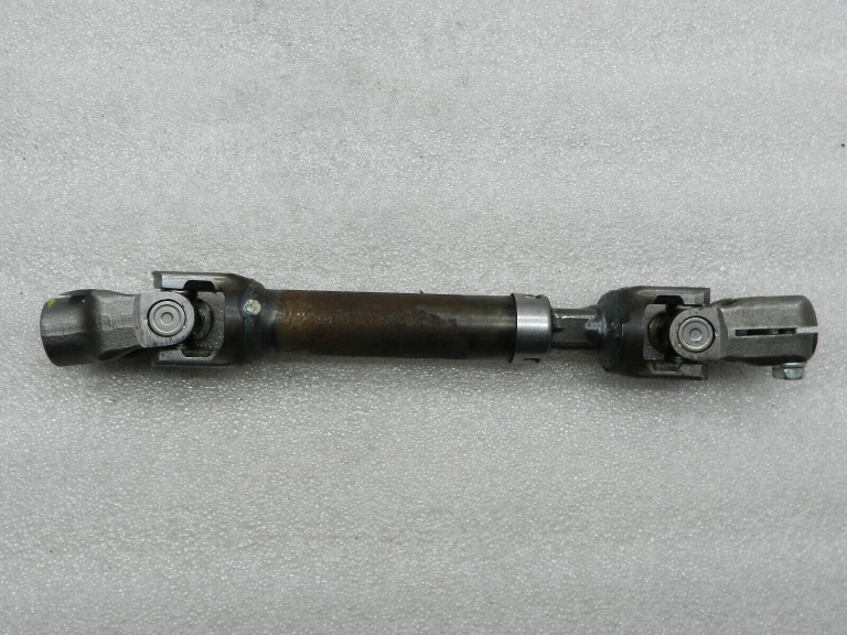 Toyota Avensis oriģinālais stūres kardāns 4526005100