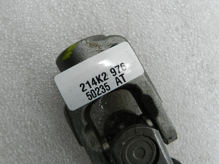 Toyota Avensis oriģinālais stūres kardāns 4526005100