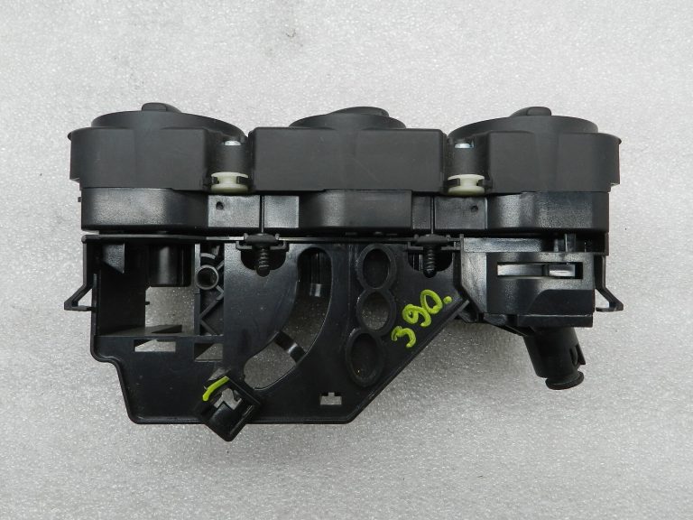 Volkswagen oriģināls gaisa kondicionēšanas vadības panelis 1K0820047HC