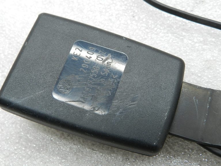 Volkswagen Seat Oriģināla drošības jostas sprādzes slēdzene priekšējā kreisā SEHFEHLET!