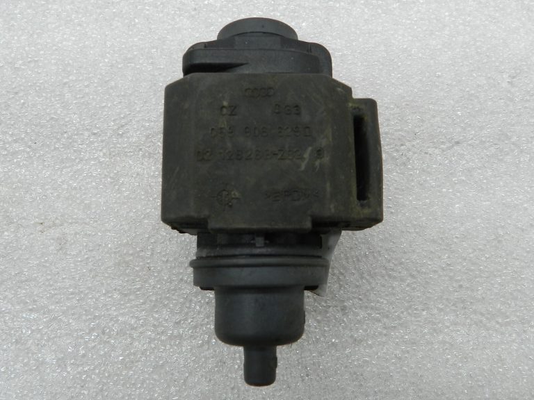 Audi VW oriģinālais solenoīda vārsta spiediena pārveidotājs